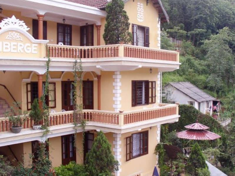 Auberge Dang Trung Hotel Sa Pa Exterior photo